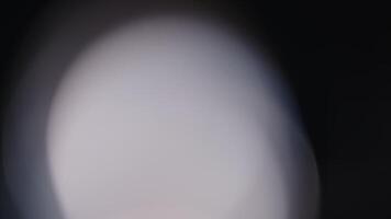 luz vazamentos abstrato 4k imagens de vídeo. comovente piscando círculo lente brilho flare bokeh sobreposições, animação desfocado borrado cor fundo. composição sobre seu imagens de vídeo, estilizando , transições video