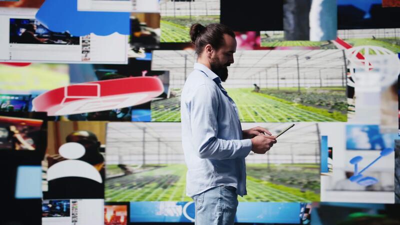 Role of Live Commerce and Social Media in Driving E-Commerce Engagement