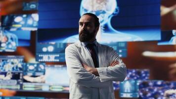 Medic expert uses tools and smart health systems to provide health solutions, showcasing scientific advancement in diagnostics and the future of healthcare through modern technology. Camera B. video
