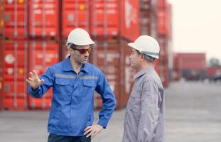 Engineers and technicians supervise and inspect the delivery of containers at container manufacturing and storage site,156 photo