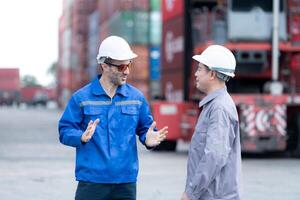 Engineers and technicians supervise and inspect the delivery of containers at container manufacturing and storage site,149 photo