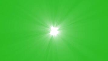 Optical lens flares white rays transition on green screen. flash lights effect. video