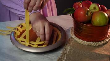 Crafting a perfect apple pie lattice crust with precision and skill video