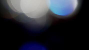 luz vazamentos abstrato 4k imagens de vídeo. comovente piscando círculo lente brilho flare bokeh sobreposições, animação desfocado borrado cor fundo. composição sobre seu imagens de vídeo, estilizando , transições video