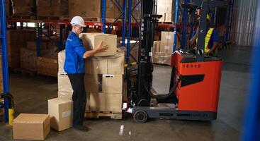 A group of warehouse workers were involved in an accident while on duty, Coworkers offered assistance and first aid,105 photo