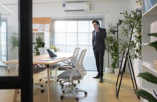 Boss have prepare before meeting to check on progress of business project,304 photo