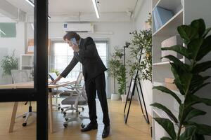 Boss have prepare before meeting to check on progress of business project,211 photo