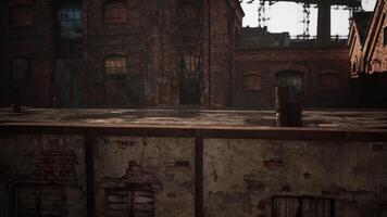 cgi övergiven fabrik i förfall med kollaps tegel strukturer över tid video