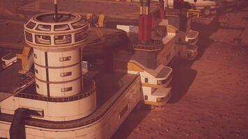 cgi esplorazione di Marte colonia strutture e habitat su il rosso pianeta superficie video