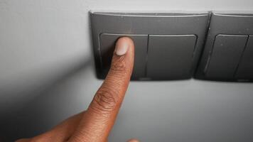 Turning on the lights with a simple switch press video