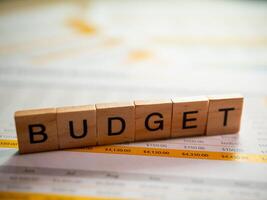 Budget management strategies for businesses effective planning and analysis in finance photo