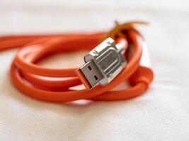 Usb cable maintenance tips for home users guide indoor tutorial informative photo