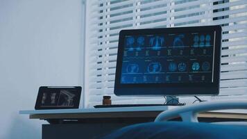 A computer monitor with a medical image on it video