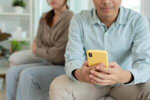 Double dating, use phone for call somebody, have a fling, Bit on the side , Commit adultery ,Polygamy, husband was having an affair. family problem, infidelity, divorce, separate photo