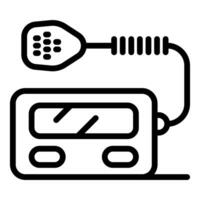 Voice recorder capturing audio with external microphone vector