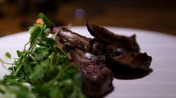 Grilled Lamb Chops with Fresh Asparagus and Sauce video