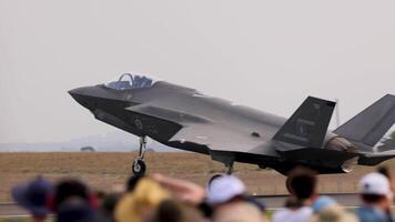 F-35A Lightning II jet takes off at Avalon Airshow, Geelong. Captured with dynamic angles and vibrant crowd reactions video