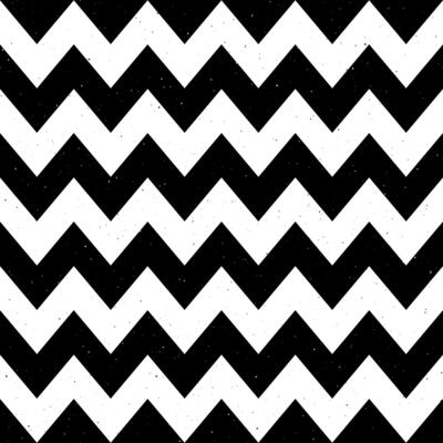 Grunge zigzag seamless pattern. Black and white chevron fabric texture. Zig zag background