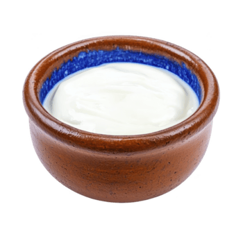 rustik brun keramisk skål fylld med krämig vit yoghurt, visa upp enkel och naturlig presentation. skål textur och Färg kontrast med slät yoghurt, skapande visuellt lockande bild png