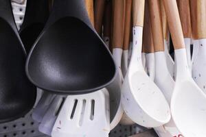Plastic Silicone Kitchen Utensils Scoop Spatula Spoon For Spaghetti photo