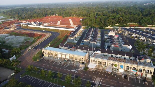 kota wisata, cibubur, Oeste Java, 2025 - aéreo panorámico ver de desarrollo paisaje urbano con arquitectura y urbano edificios foto