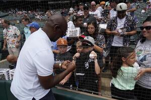 Cleveland Guardians at Chicago White Sox