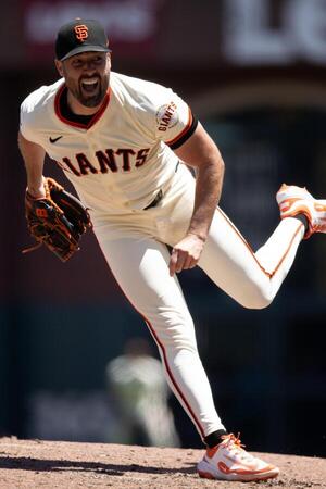 San Francisco Giants starting pitcher Robbie Ray (38) follows through on a strikeout pitch against the Los Angeles Dodgers during the fourth inning at Oracle Park. editorial_image