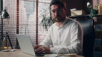 Caucasian guy worker agent employer working typing laptop in office business wave finger no stop gesture forbid salesman male deny sign man executive disapproval decline trader businessman rejecting video