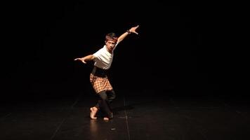 Dynamic Dance Performance in Spotlight video