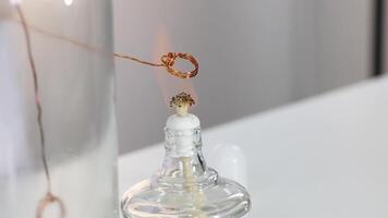 Copper wire react with acetone in a flame video