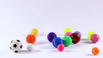 Many ball moving across a white background video