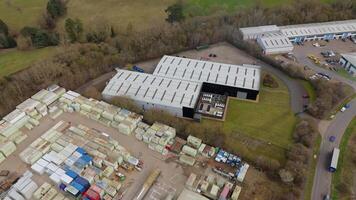 antenne schot van Geavanceerd technologie magazijn gegevens centrum knooppunt met quantum computers Northampton video