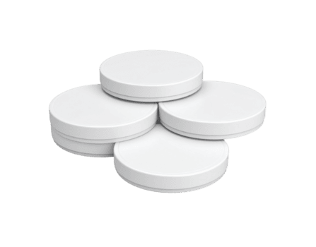 fyra staplade vit runda plast behållare med en slät matt Avsluta anordnad i en korsa mönster för produkt mockup. png