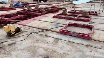 en omfattande Översikt av olika konstruktion webbplats Utrustning och strukturer utnyttjas på en projekt webbplats video