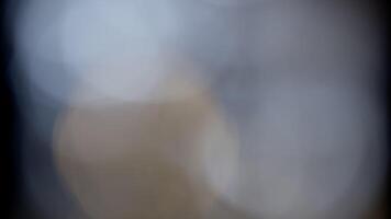 ljus läckage 4k antal fot för annorlunda evenemang projekt släppa den över din nuvarande antal fot, sammansatt använder sig av Lägg till eller skärm blandning lägen. optisk glöd lins blossa bokeh övergång överlägg bakgrund video