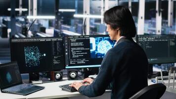 datos centrar sistema administrador gerente ai sistemas para tiempo de actividad y eficiencia. eso empleado utilizando artificial inteligencia tecnología en computadora y ordenador portátil en servidor centro, cámara un video