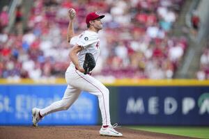 Los Angeles Dodgers at Cincinnati Reds
