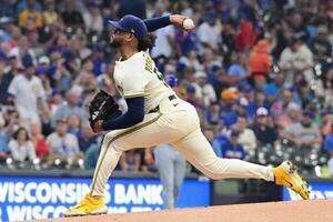 Chicago Cubs at Milwaukee Brewers