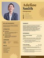 Gold Entrepreneur Resume template