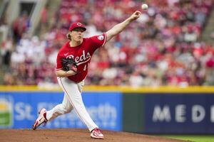 Atlanta Braves at Cincinnati Reds