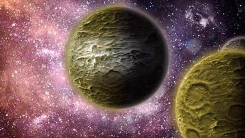 een mysterieus rokerig planeet met een rotsachtig, getextureerde oppervlakte en meteoriet kraters banen ruimte, met een maan planeet in een baan om de aarde het. video