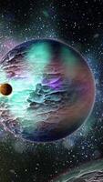 un misterioso azul, ahumado planeta con un rocoso, texturizado superficie y meteorito cráteres órbitas espacio. eso tiene un Luna planeta orbital él. video