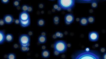 molecole apparire per galleggiante e cambio nel un' buio sfondo, suggerendo atomico movimento o molecolare vibrazione nel un' fisica o chimica contesto video