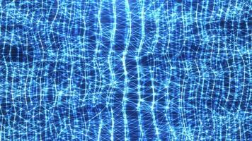 raggiante blu Rete di interconnesso Linee e nodi su un' buio sfondo. un' dinamico digitale maglia simboleggiante tecnologia, comunicazione, ai, e futuristico sistemi. senza soluzione di continuità ciclo continuo video