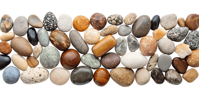 Sammlung von bunt poliert Steine auf transparent Hintergrund vielfältig Array glatt poliert png