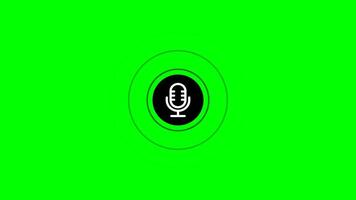 Microphone Icon with Pulsing Sound Waves on Green Screen Background. Loop Animation for Podcast, Audio Recording, Broadcasting, or YouTube Channel. Isolated Chroma Key Template video