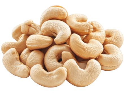 anacardio noccioline ammucchiati insieme, in mostra loro unico curvo forma e liscio struttura. queste nutriente noccioline siamo Perfetto per spuntini o aggiungendo per vario piatti png