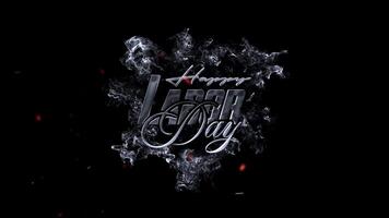 eterisk rökig vispar med lysande glöd, skapande en mystisk och dynamisk abstrakt visuell på en svart bakgrund video