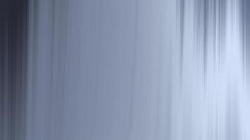 blåbär abstrakt ljus ränder strömma vertikalt, skapande en modern och elegant bakgrund animering element video