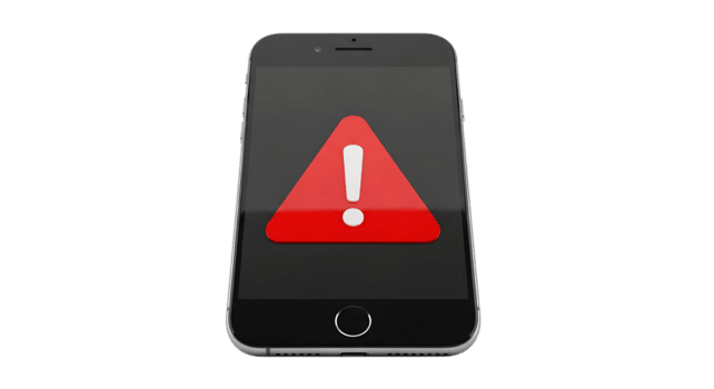 3d illustrazione di smartphone visualizzazione un' rosso avvertimento triangolo con esclamazione marchio isolato su trasparente sfondo png